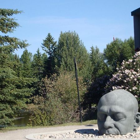 Apartment 406, Indigenous Artefacts Canmore Buitenkant foto